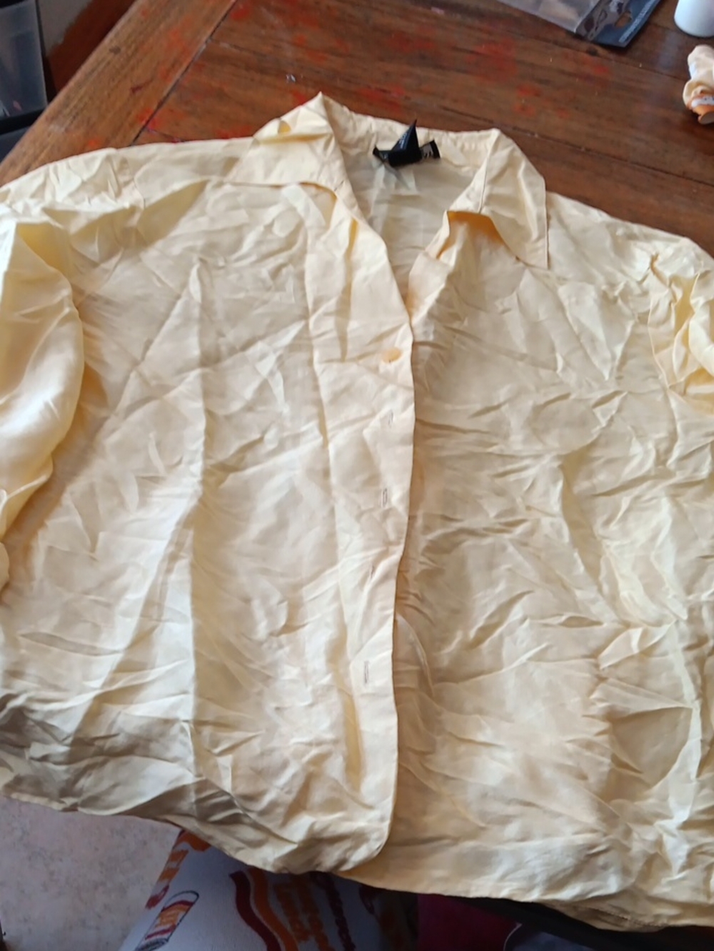 Donna Gray Light Yellow Women's Button-Up Blouse